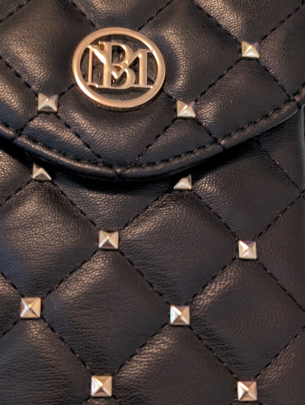 Badgley Mischka Black Bag Phone Case w Diamond Quilting Vegan Leather NWT - Picture 2 of 4